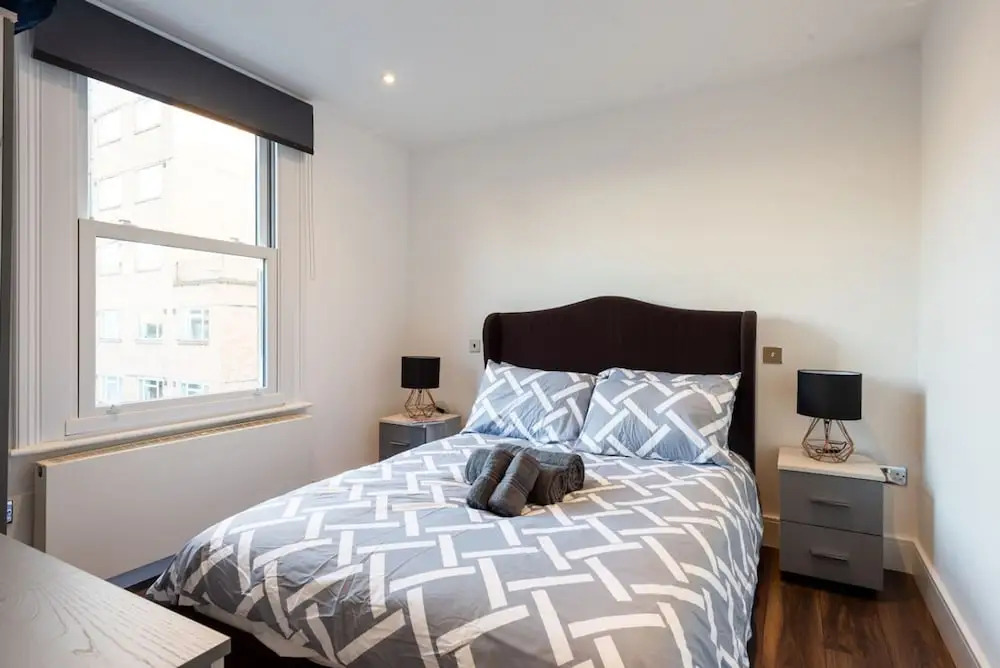 Stunning Hyde Park Apartment SS3