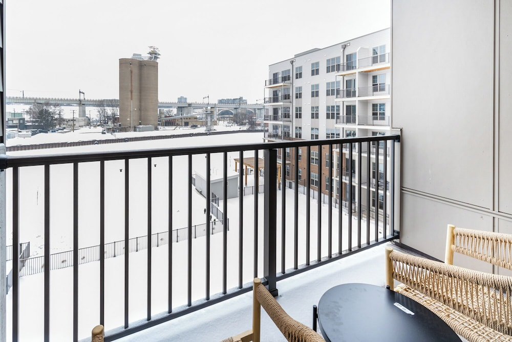 Landing Apartments near Rivergate Park Area