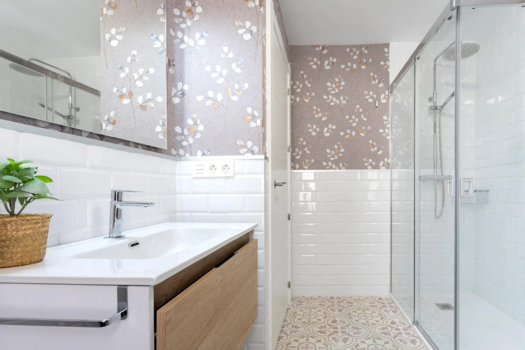 Beautiful 1 bd apartment in the heart of Granada. Mesones II