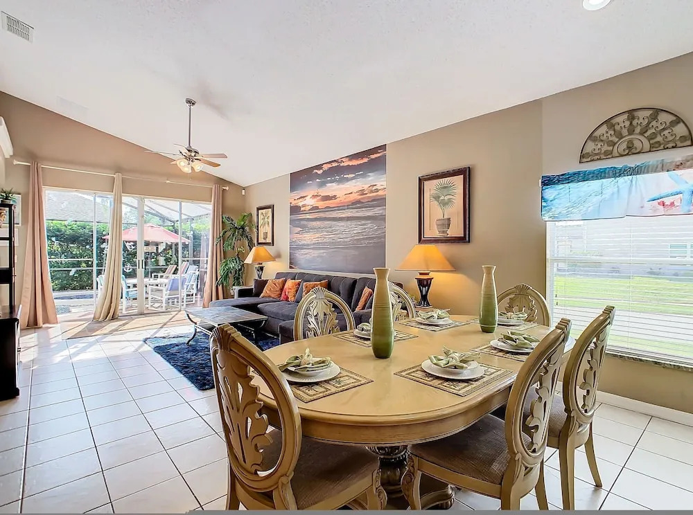 Screened pool, spa & game room Near Disney