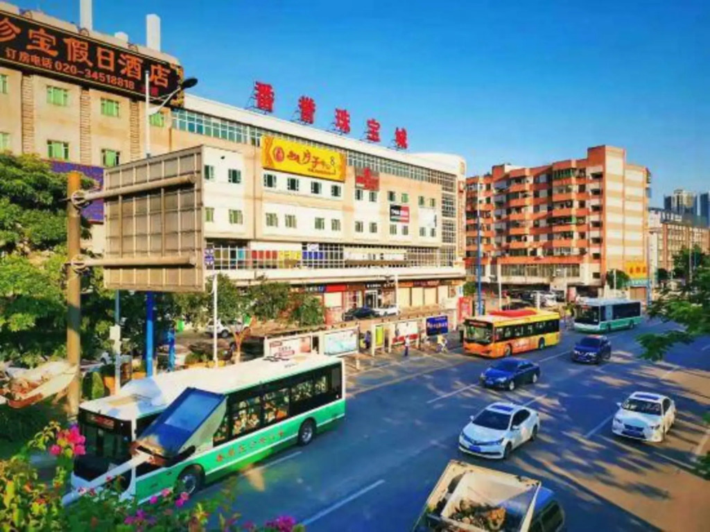 Guangzhou Treasure Holiday Hotel (Panyu Shiqiao Branch)