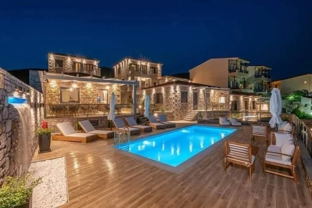 Lithoessa Luxury Apartments