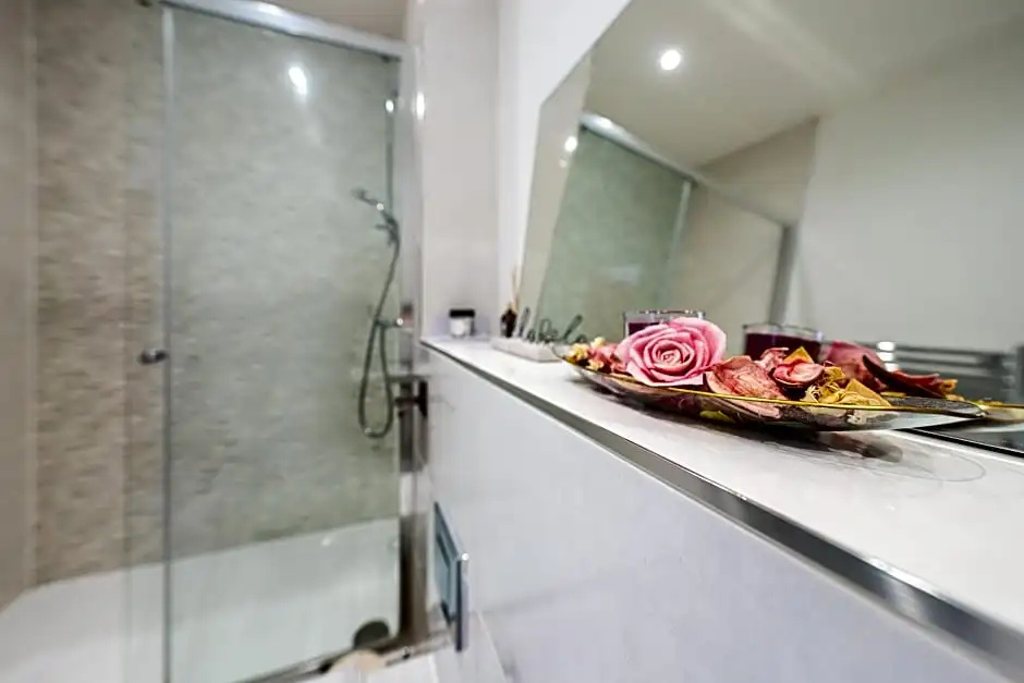 Mission Wave - Venture Apartment