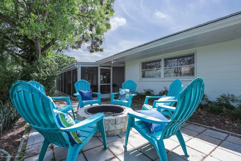 Gorgeous Grove Contemporary Family Home
