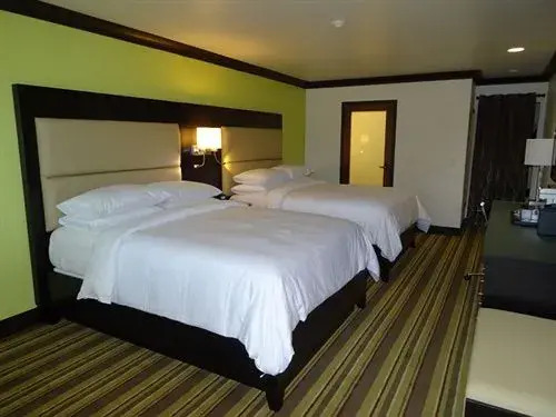 Travelodge Santa Rosa Downtown