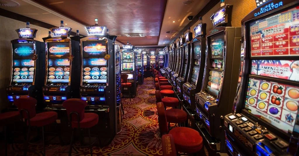 Casino & Hotel Royal