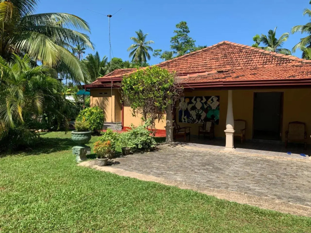 Bentota Villa