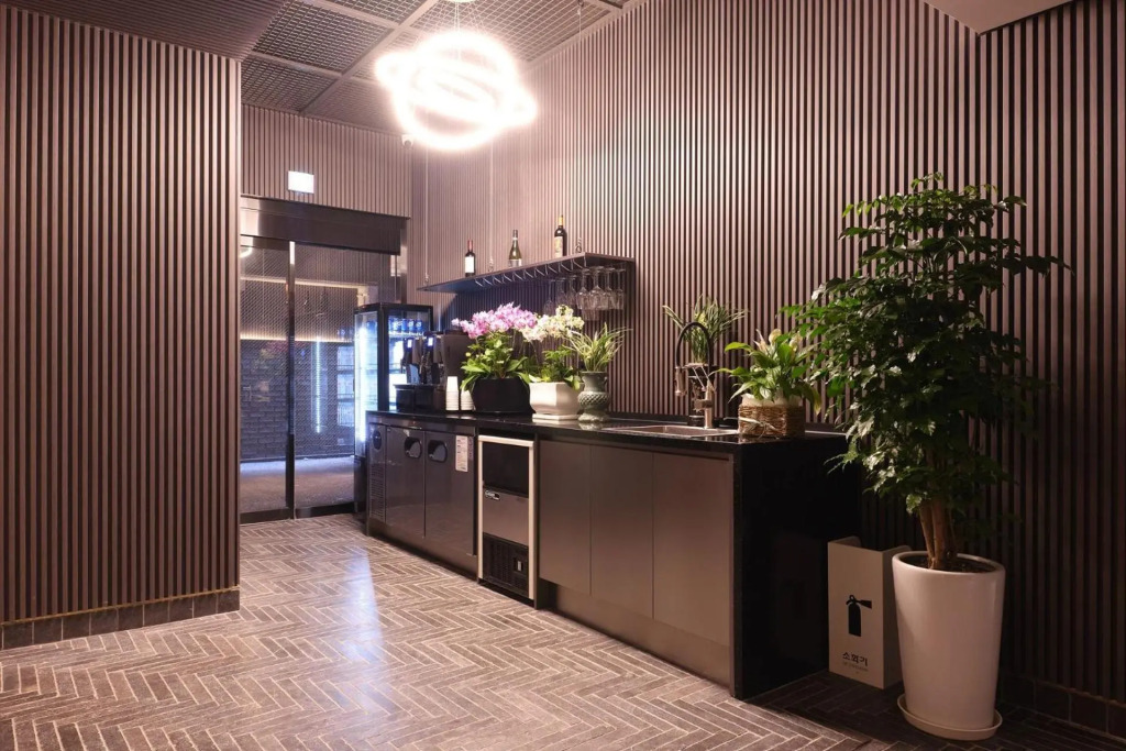 Seocho js hotel