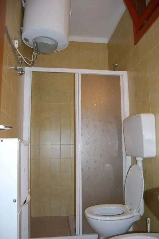 Well-equipped 1 Bedroom Flat for up to 5 Guests