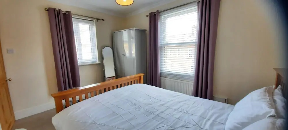 Windsor centre 3 bed terrace house sleep 6