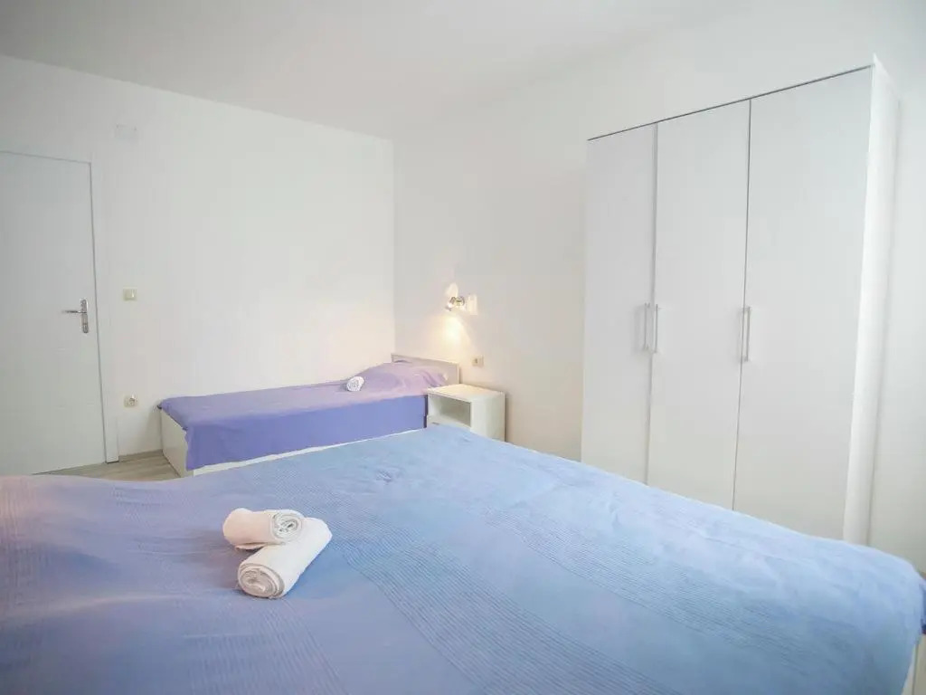 Sesar Apartments Krk - No. 3 Cvita