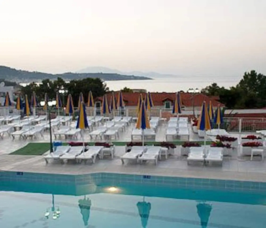 Captains Hotel