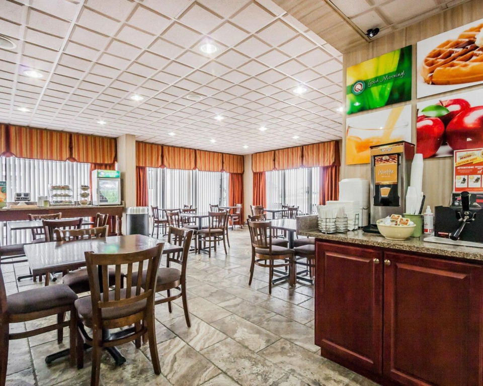 Quality Inn Paris