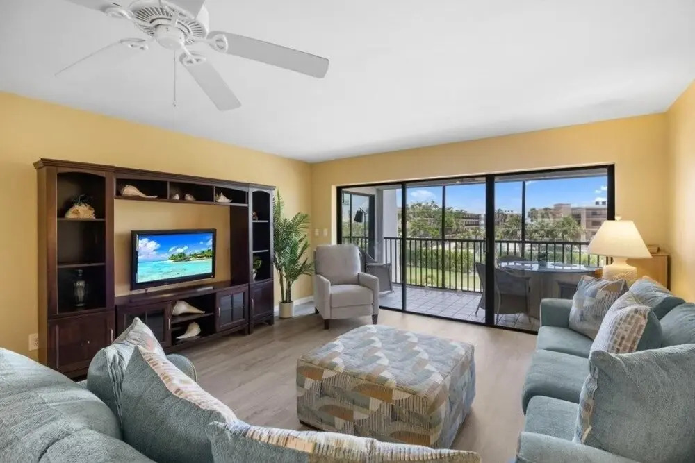 Sandpebble 3f 2 Bedroom Condo