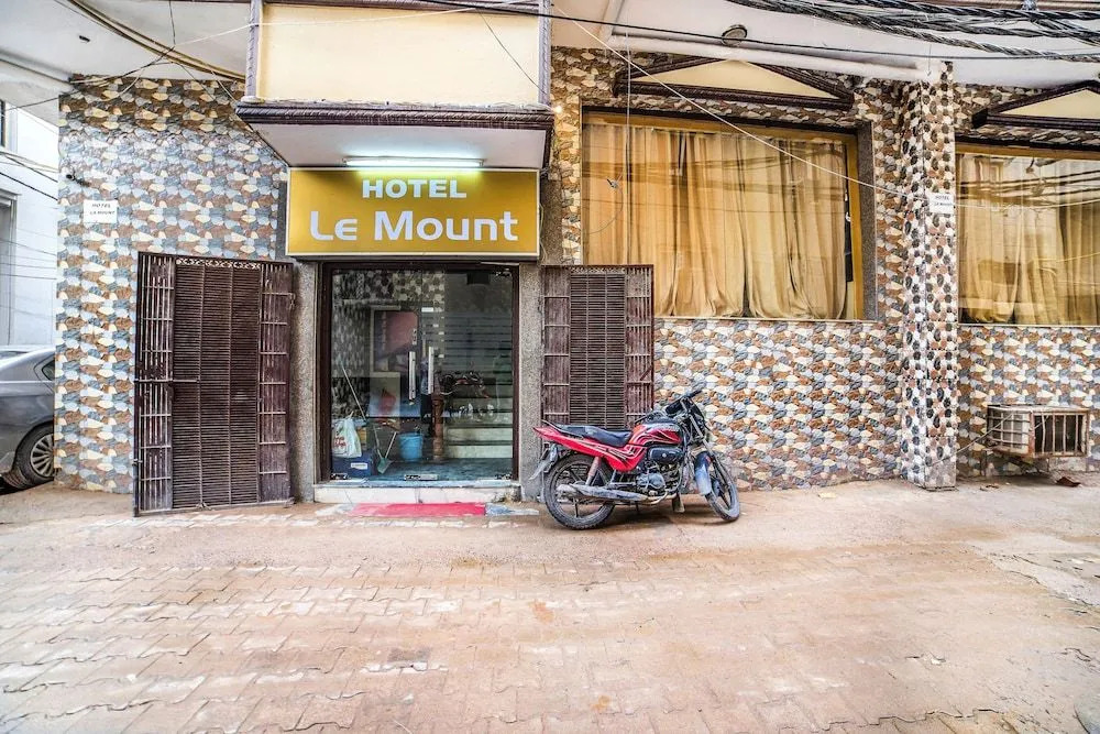 FabHotel Modesty Le Mount Delhi Airport