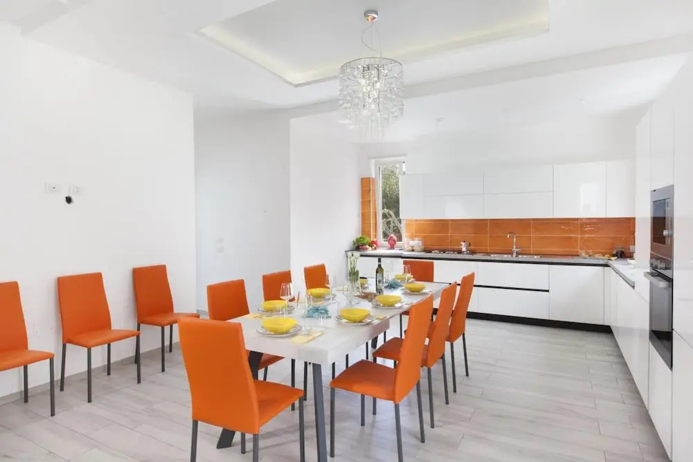 AMORE RENTALS - Villa Iside