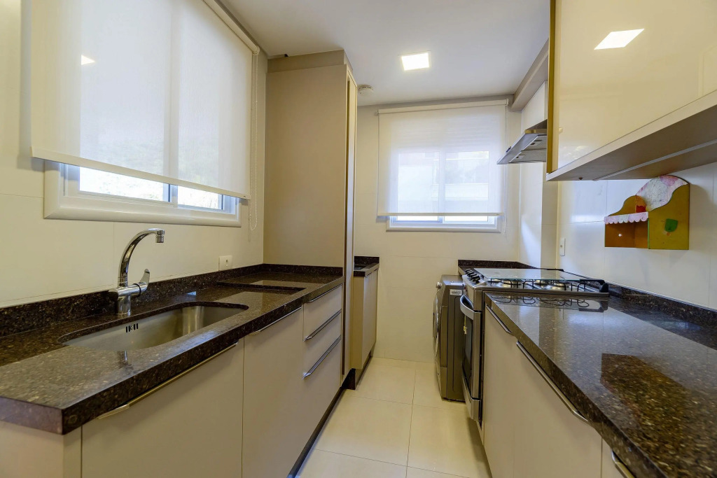 Varandas do Atlântico - Confortável Apartamento em Condo Pé na Areia