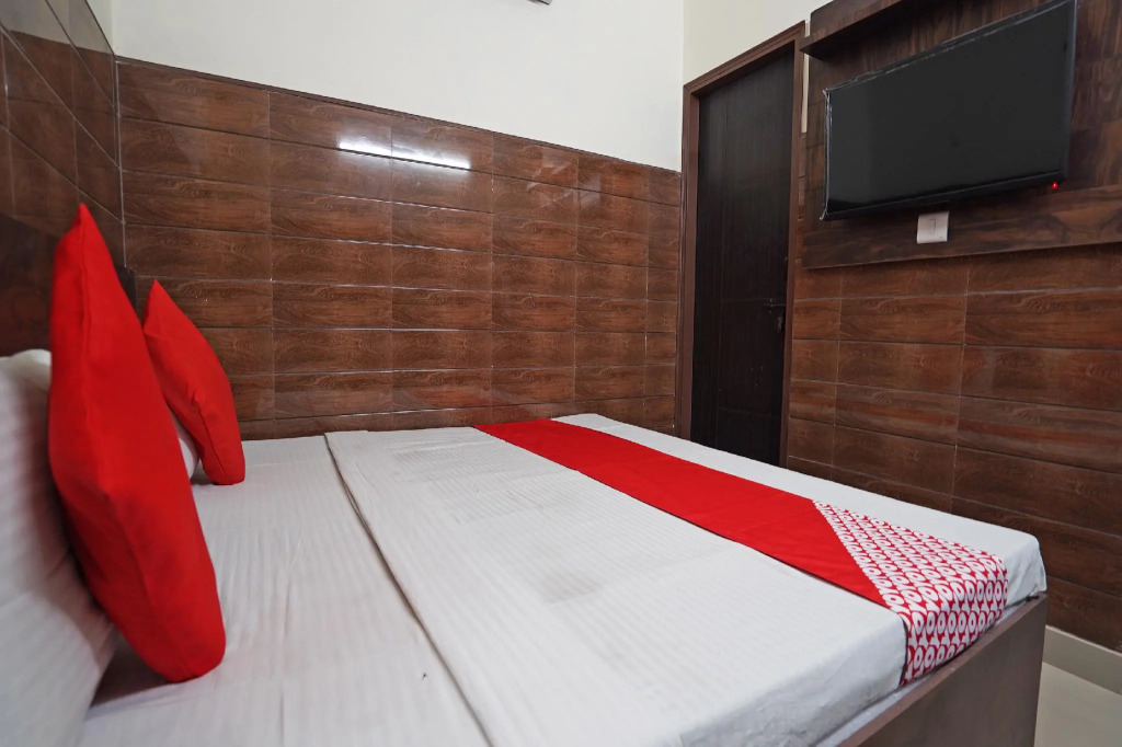 Hotel O by OYO Sai palace