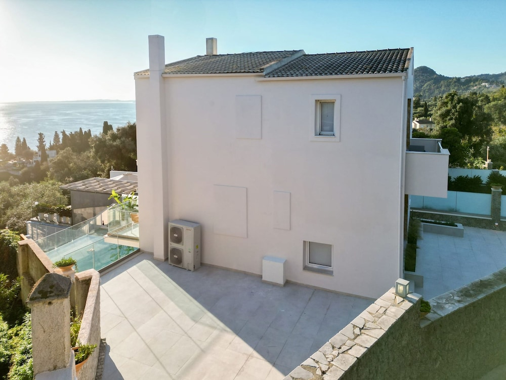 Achillion Luxury Corfu Villa