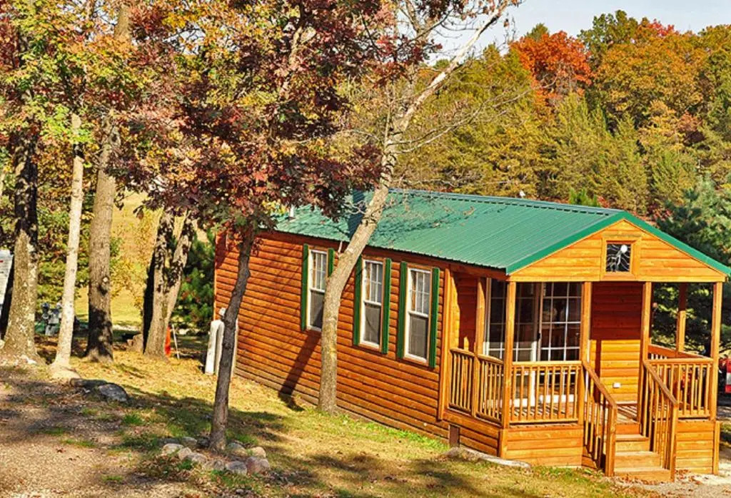 Arrowhead Camping Resort Deluxe Cabin 4