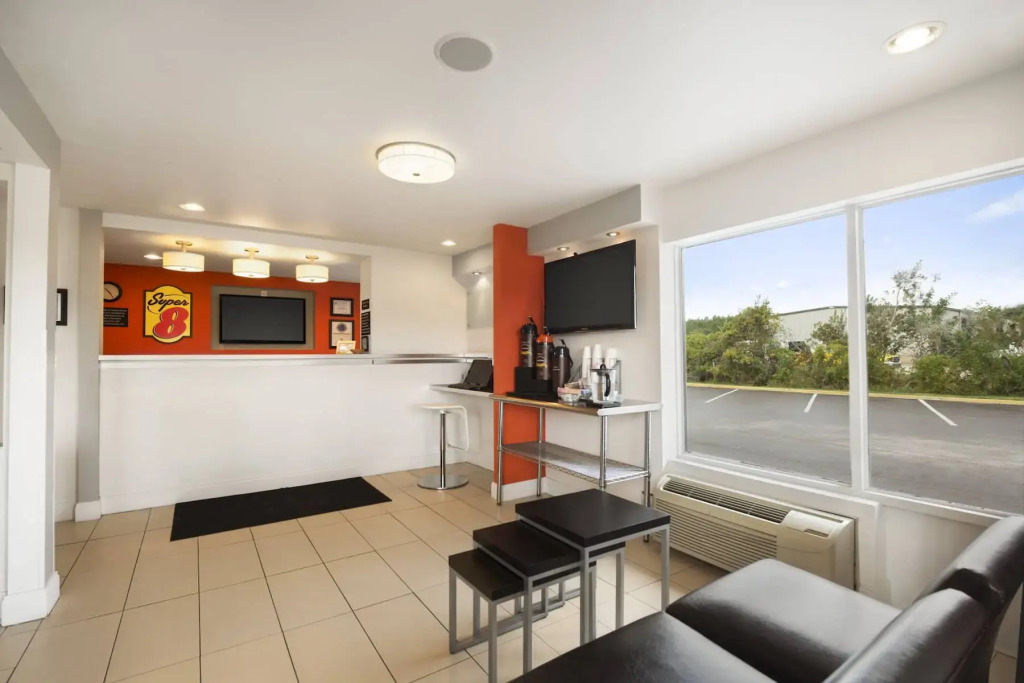 Super 8 by Wyndham Ormond Beach