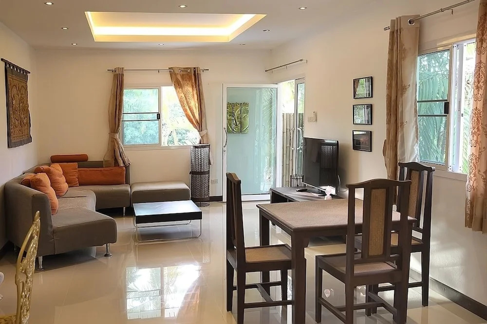 Villa Jungle