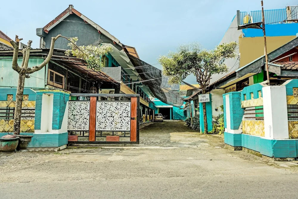 Hotel O Dhaha Penginapan House Syariah