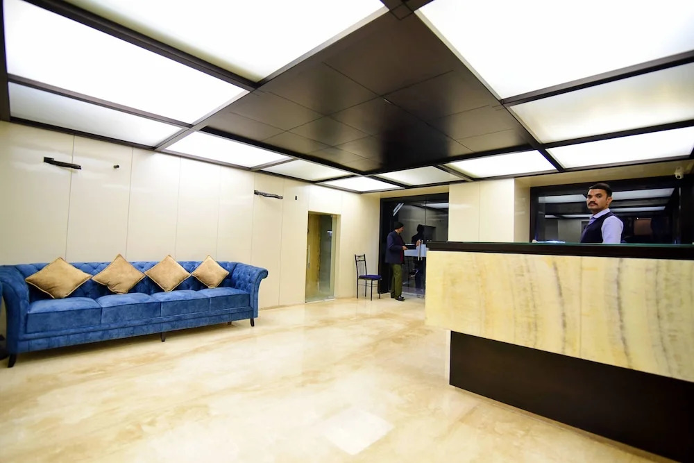 Shyampuriya Palace By FabHotel
