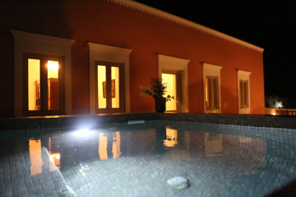 Nomikos Mansion