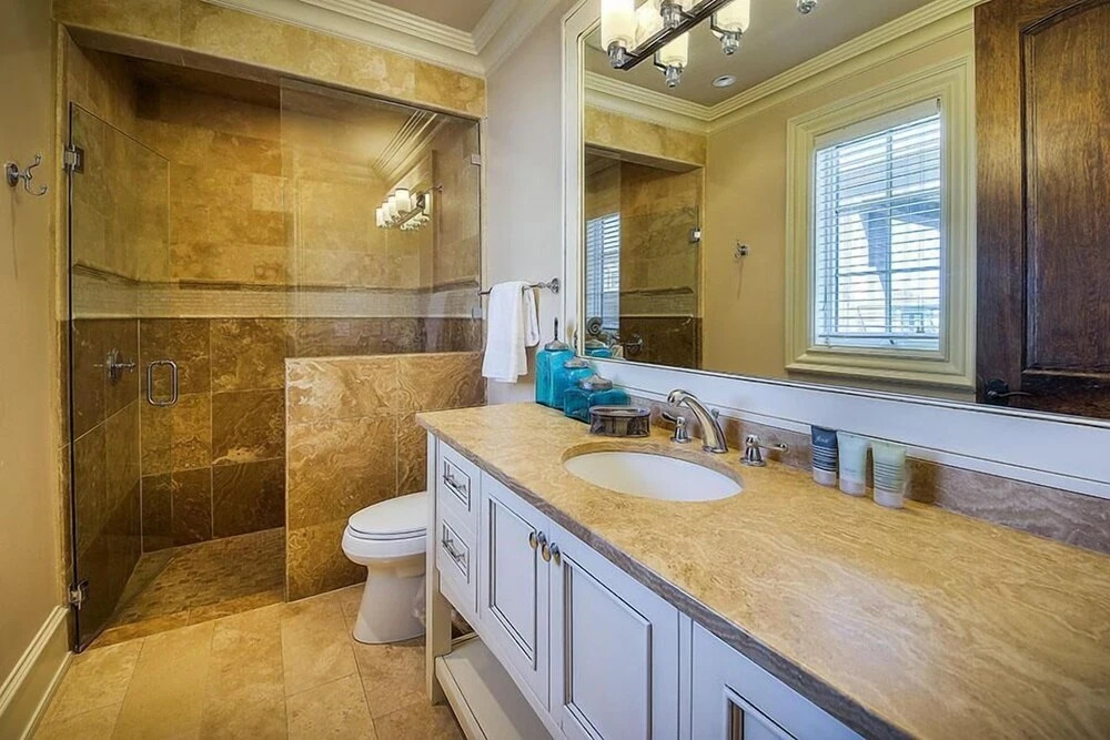 Gigglin Marlin 7 Bedroom Holiday Home by Five Star Properties