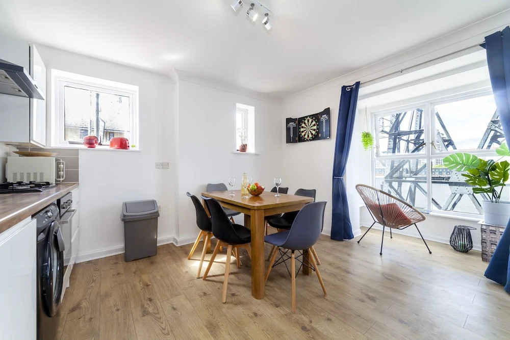 Homely 2-bed Apartment in London