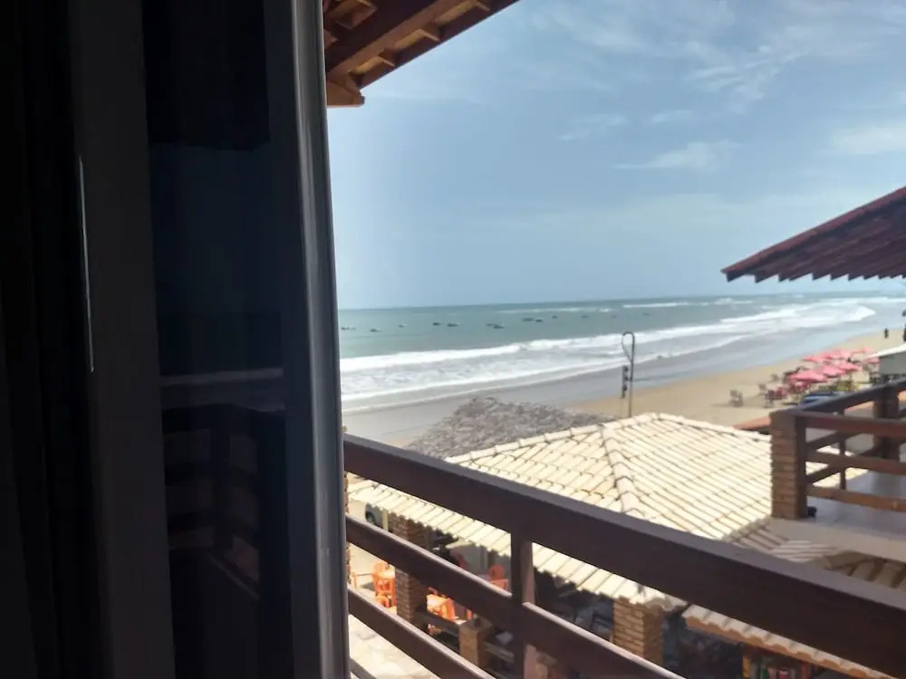 Pousada e Restaurante Altas Horas Beach