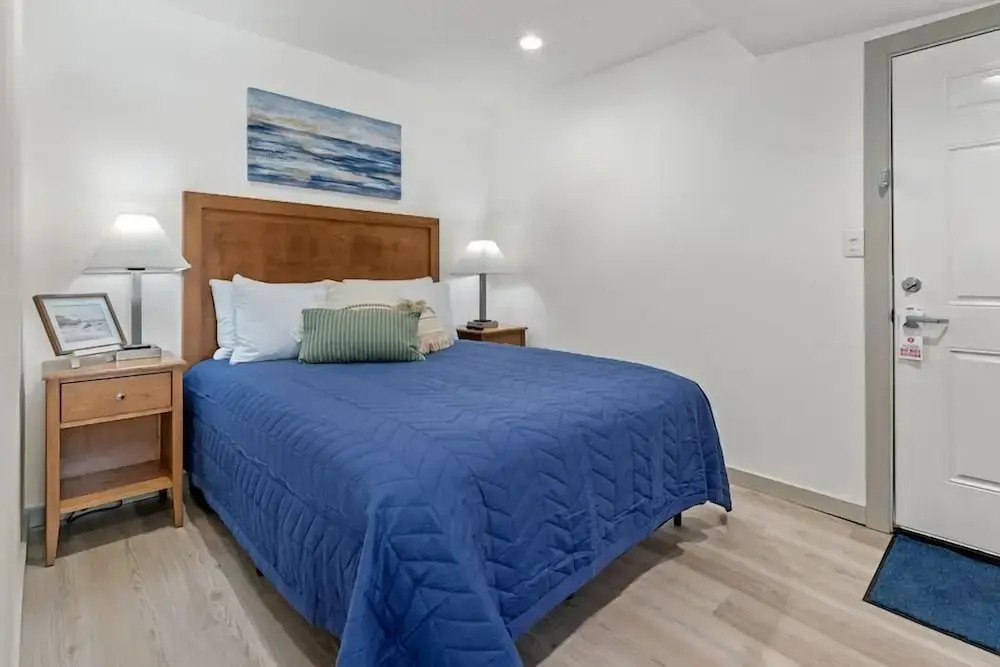 Extended Stay Gun Barrel City