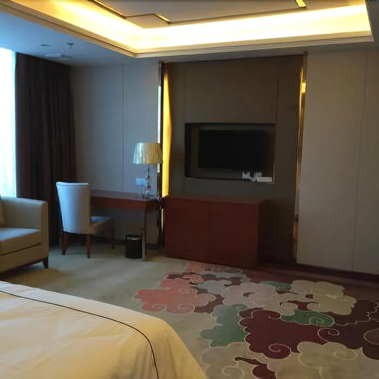 Yifang Holiday Hotel