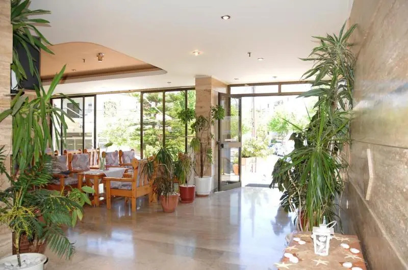 Thomas Hotel