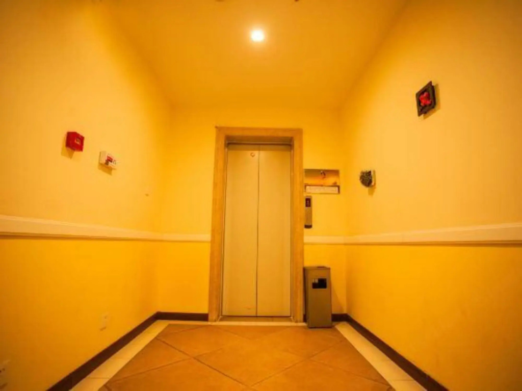 Mingxi Hotel (Tongliao Holin River Avenue Minzu University Affiliated Hospital)