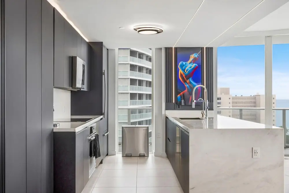 Ocean view Amazing 3BR at Tiffany House