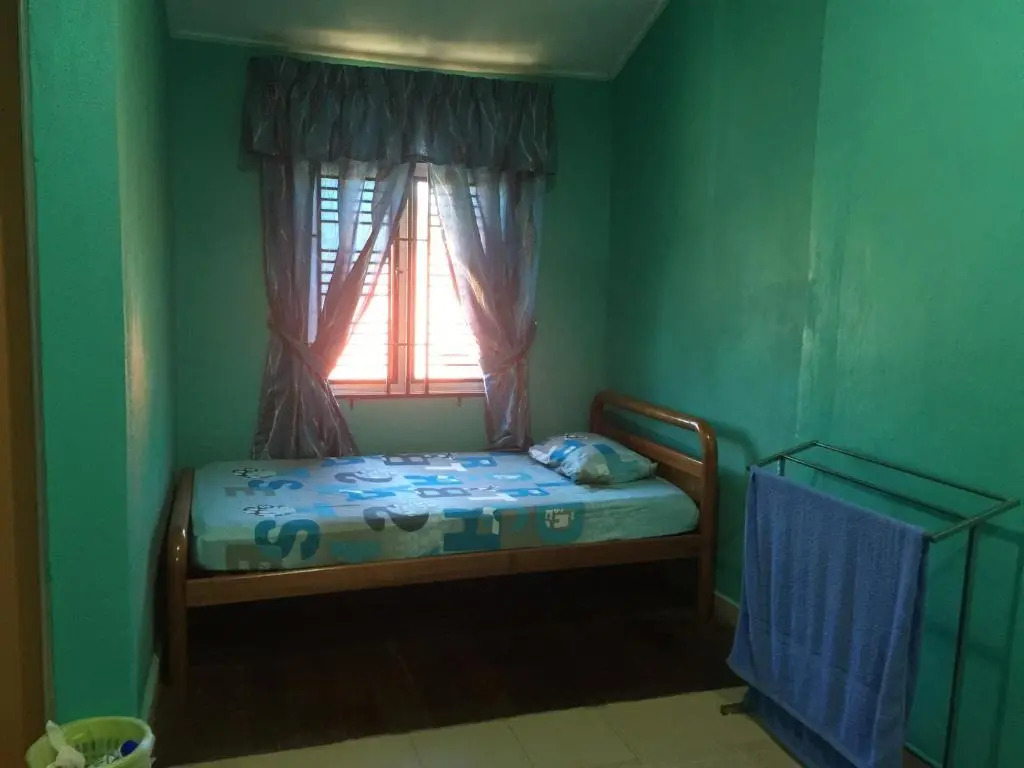 Famili Homestay
