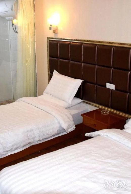 Taihua Hotel