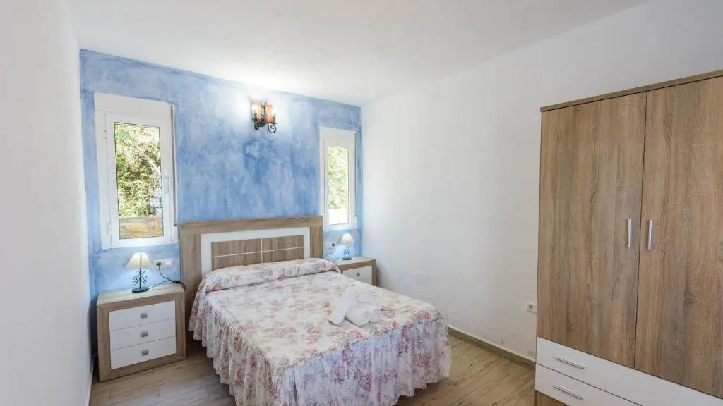 Cortijo La Encina Sayalonga by Ruralidays