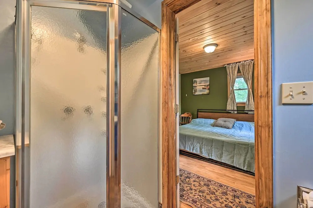 Cabin in the Untouched Woods - 3 Miles to Ski