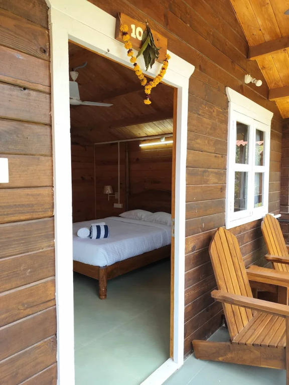 B R Cottages, 200 meters from Patnem Beach