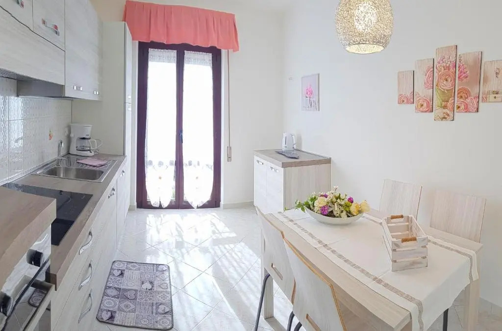 Casa Palanca Lake view apartment by Gardadomusmea