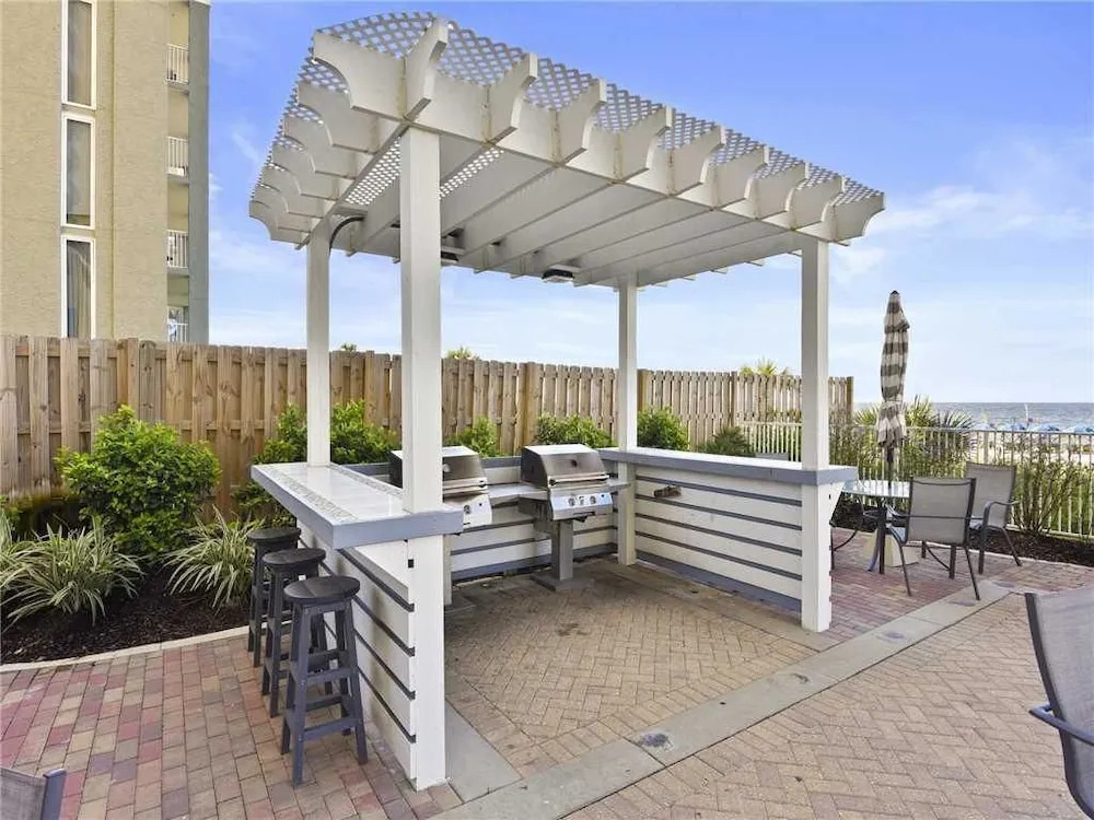 Twin Palms 1805 - Two Bedroom Condo