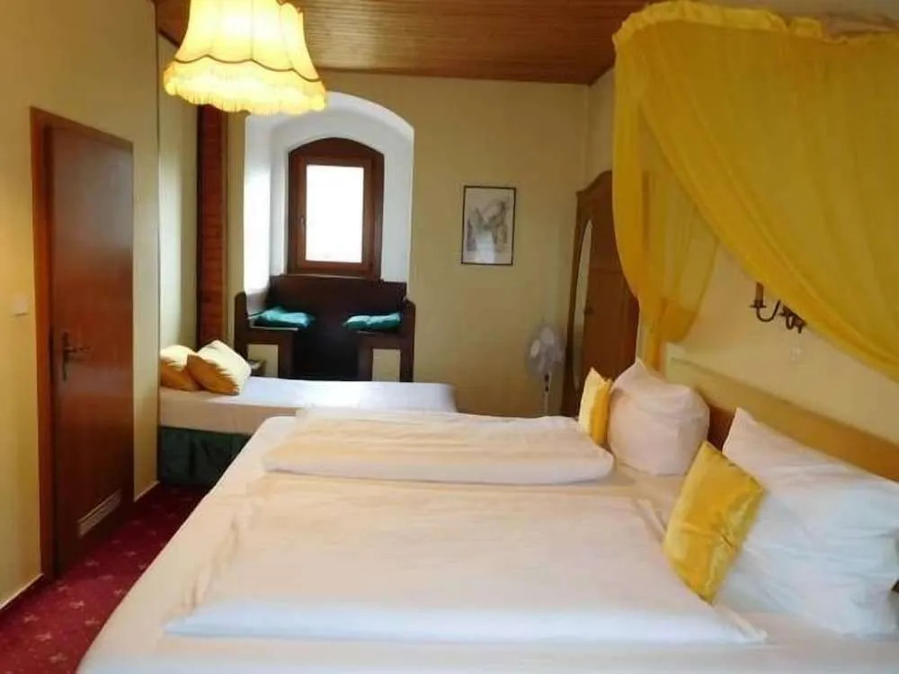 Kranenturm hotel