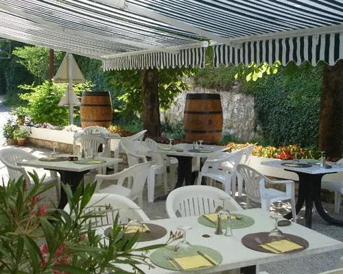 Hôtel Brasserie Lacave