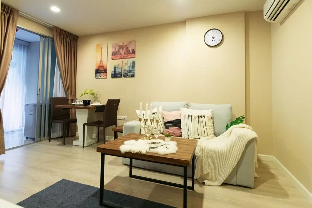 Near BK University Quiet Condo in Rama4 bkb136
