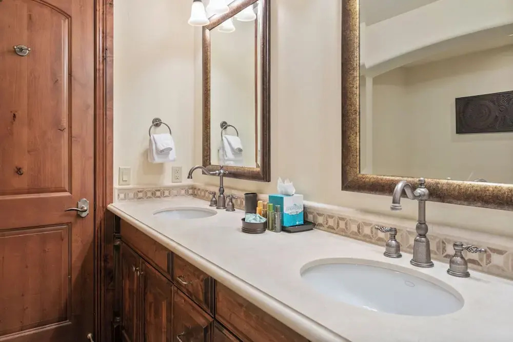 Ski-in/ski-out Retreat At Deer Valley 3br 2 Bedroom Condo
