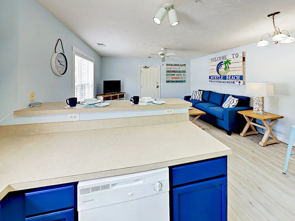 301 Chester Street Condo Unit B 2 Bedrooms 2 Bathrooms Condo