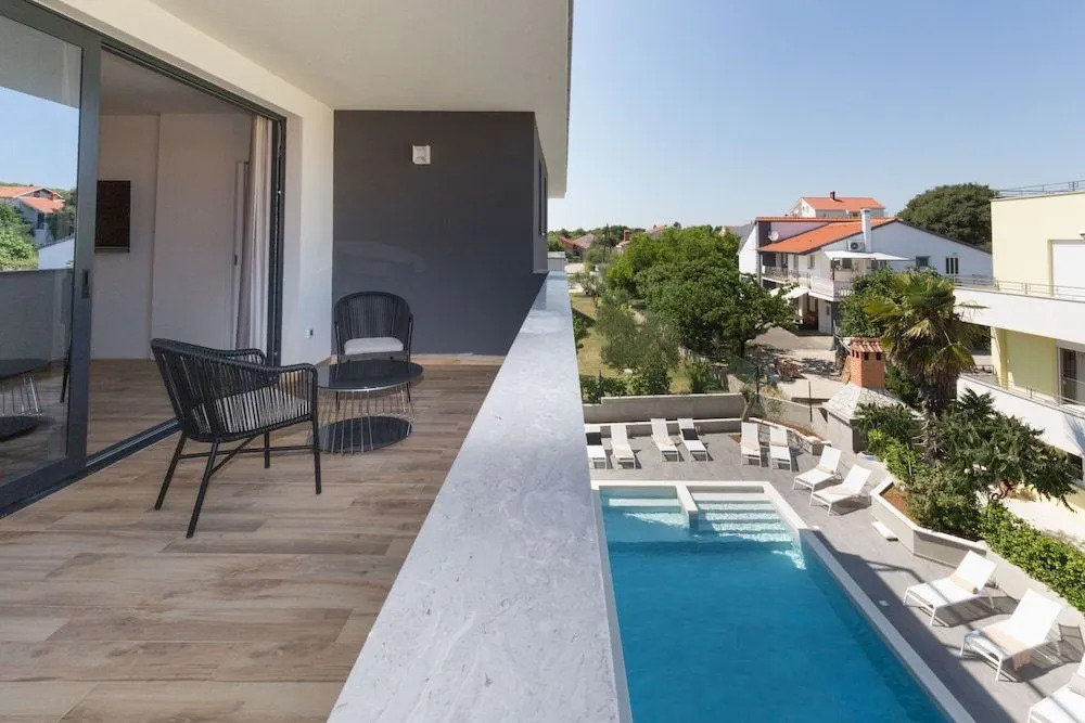 Mirabilis Residence II
